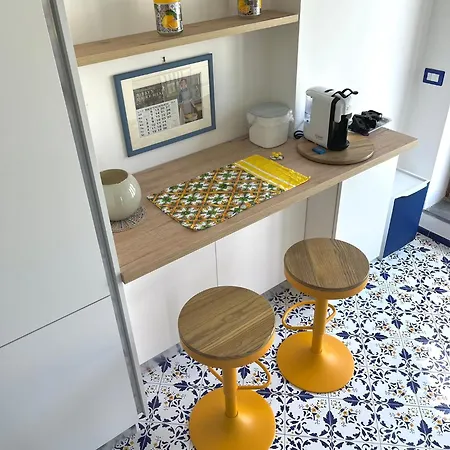 Apartament Charme In The Półwysep Sorrentyński